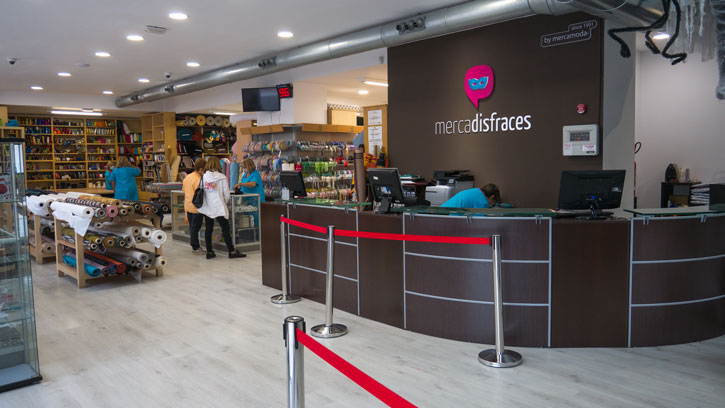 Mercadisfraces y Mercamoda tienda de venta de disfraces y tenidos